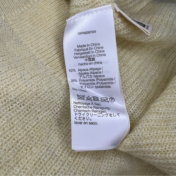 Madewell Women's Small Butter Yellow Alpaca Blend V-Neck Cardigan Sweater - Picture 6 of 9